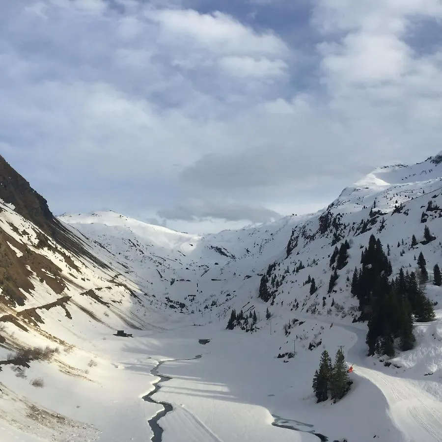 Penthouse Apartment 28M² In Avoriaz Right Next To 3 Ski Lifts, Lake View